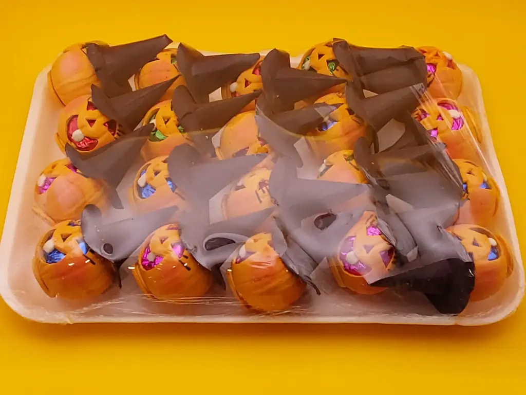 Charola Calabaza con gorro con 20 pzas